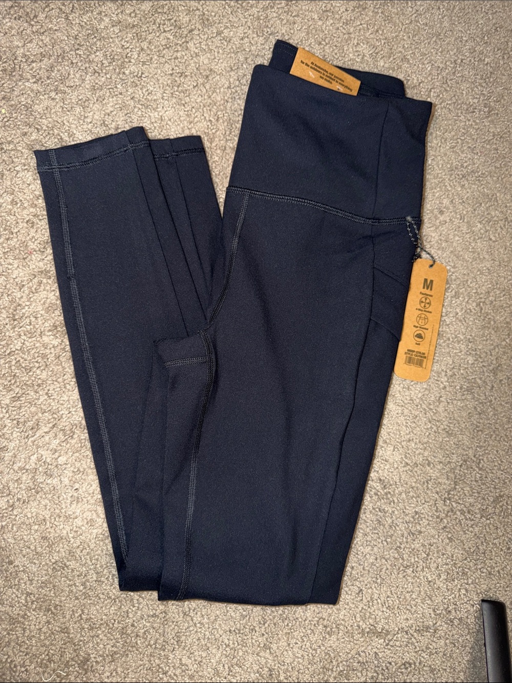 Black High-Waist Performance Leggings full length women’s medium
